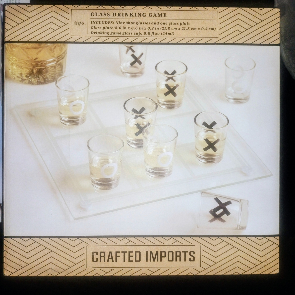 NEW Tic Tac Toe Shot Glass Drinking Party Board Game Set